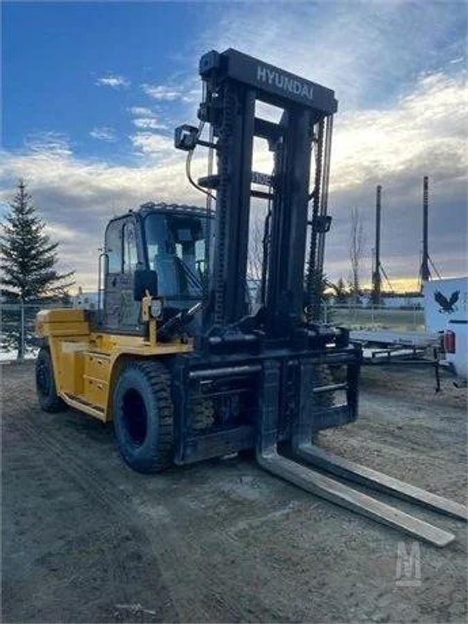 Used 2022 Hyundai 160D-9