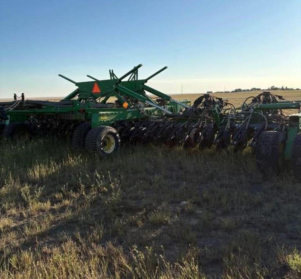 Used 2012 JOHN DEERE 1890 Air Seeder