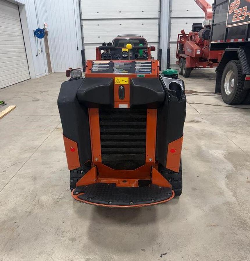 Used 2022 DITCH WITCH SK900 Mini Skid Steer