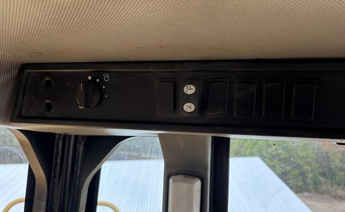 Used 2011 CATERPILLAR 988H Wheel Loader