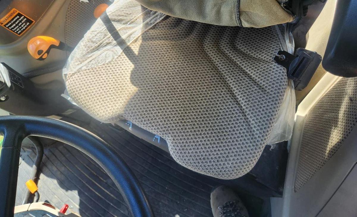 Used 2023 John Deere 6135e