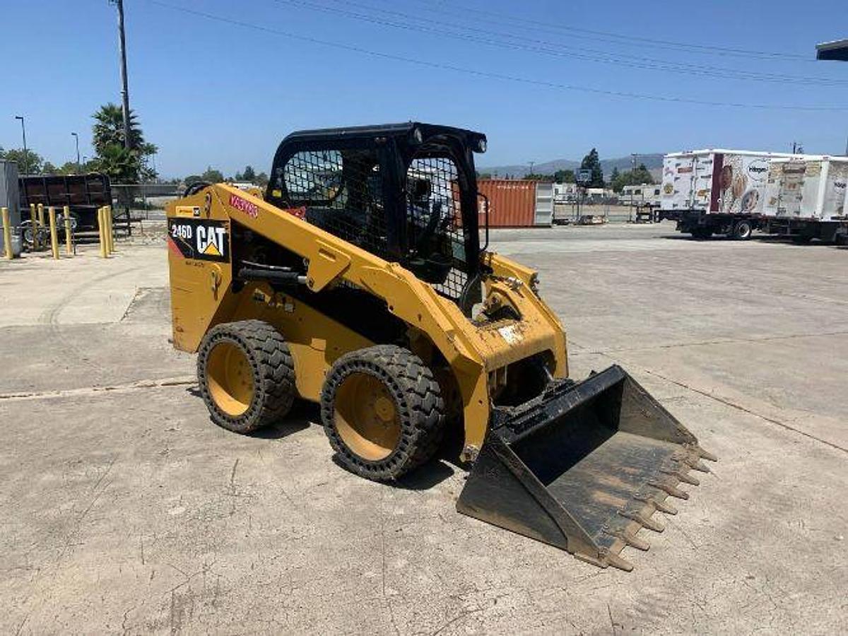 Used 2016 CATERPILLAR 246D Skid Steer Loader