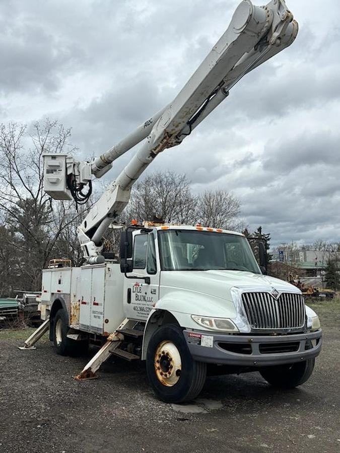 Used 2007 International with Mounted Altec 58' 2 Man Bucket
