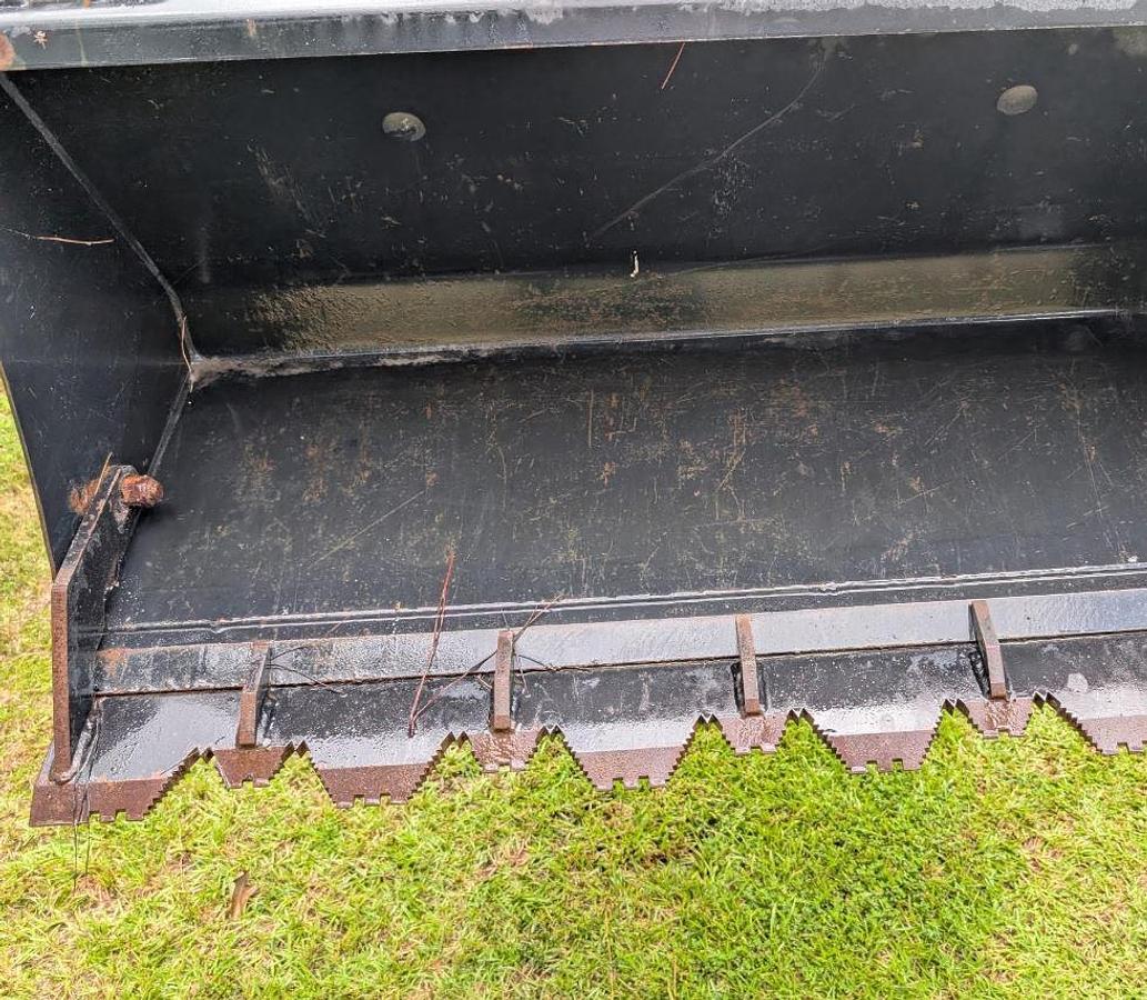 Used 2020 Massey Ferguson GC1725MB Tractor