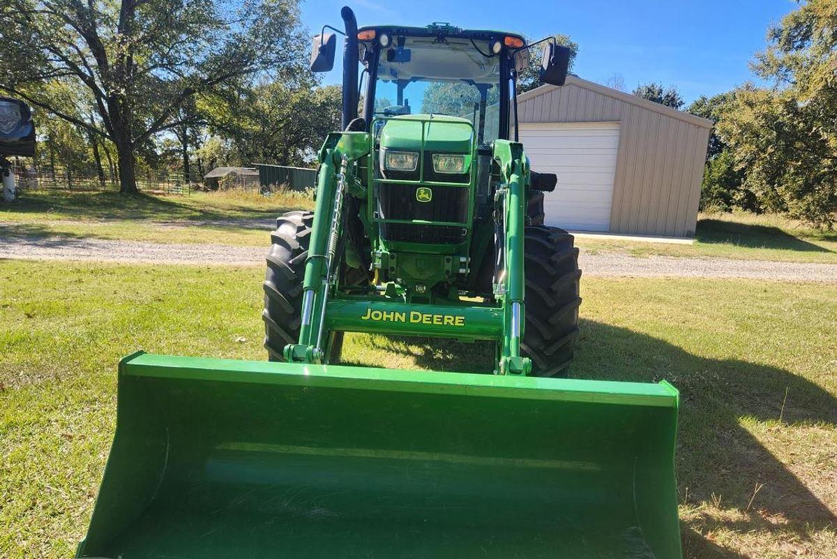 Used 2023 John Deere 6135e