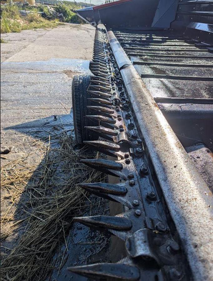 Used 2009 CASE IH 2162 Draper Head