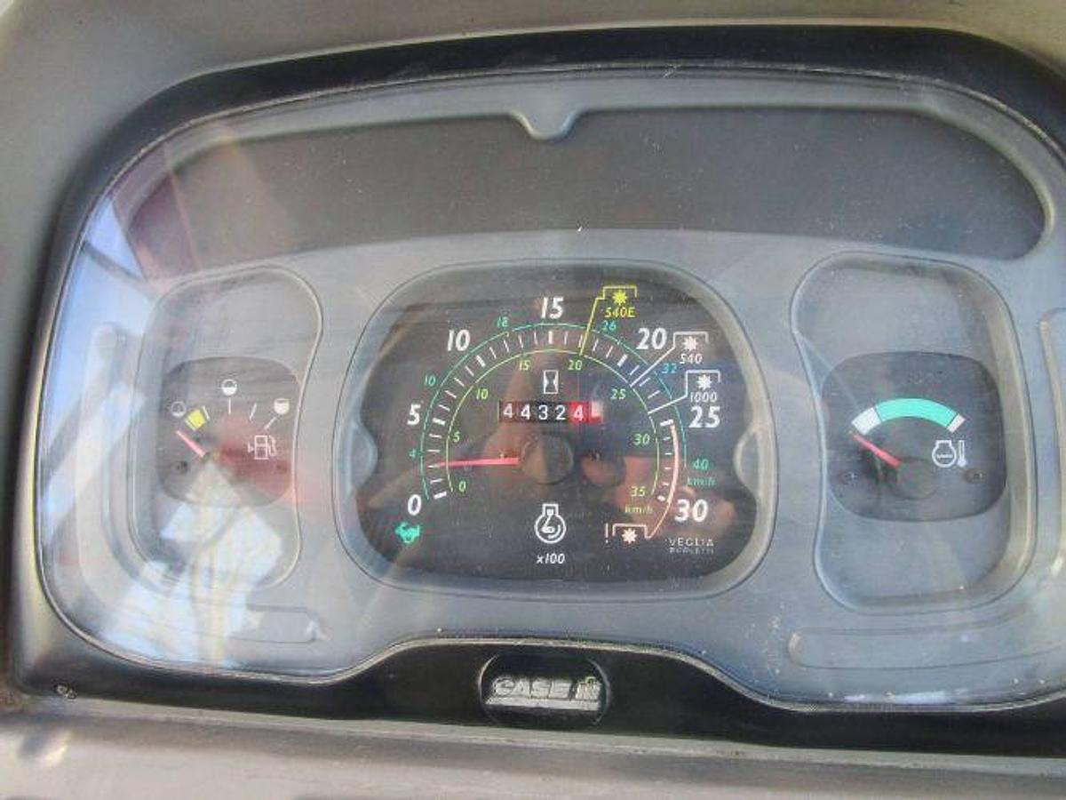 Used 2002 Case IH JX80U