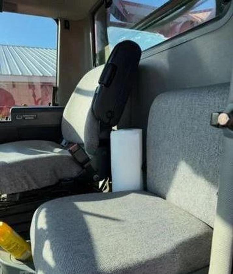 Used 2006 CASE IH 2377 Combine