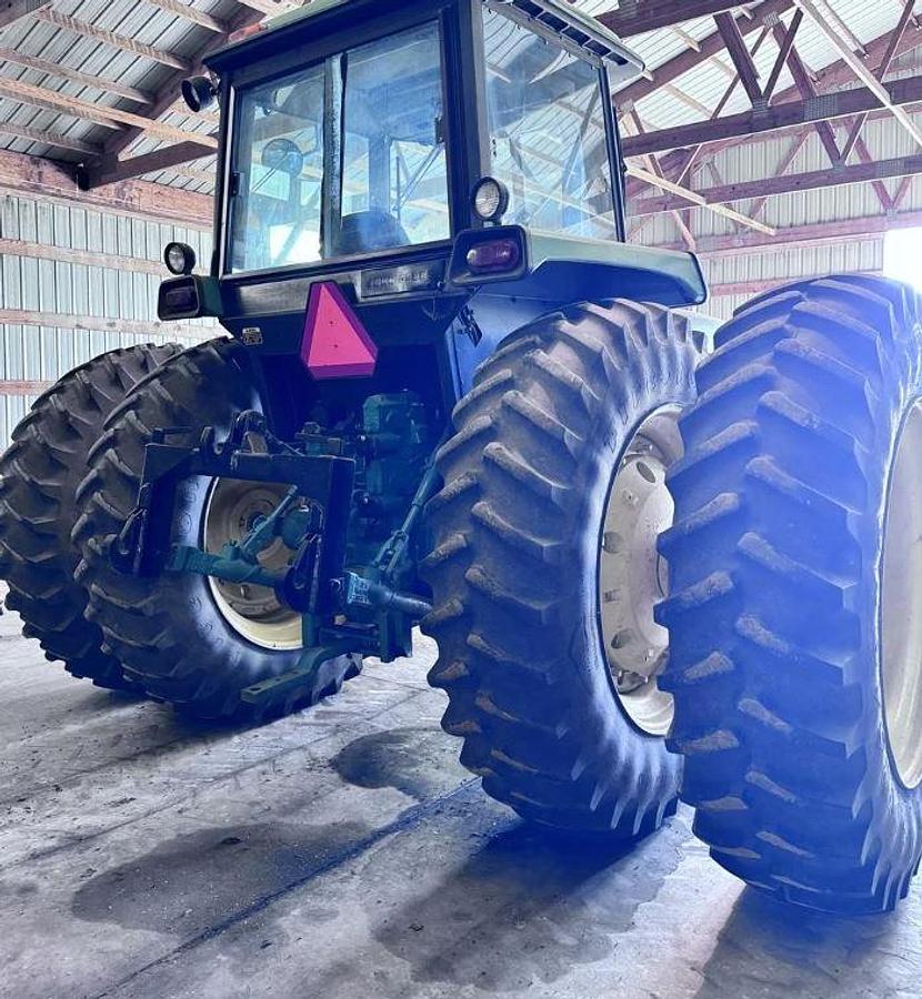 Used 1992 John Deere 4455