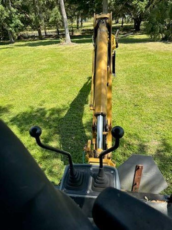 Used 2003 Caterpillar 416D