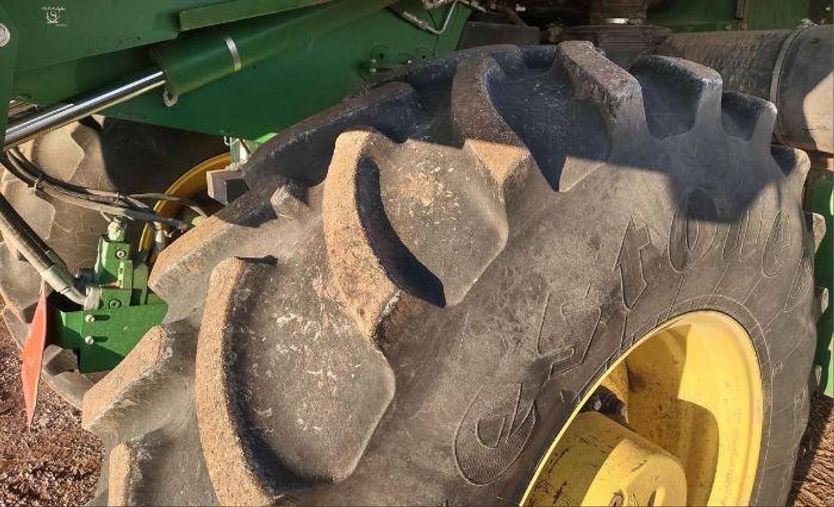 Used 2015 JOHN DEERE CS690