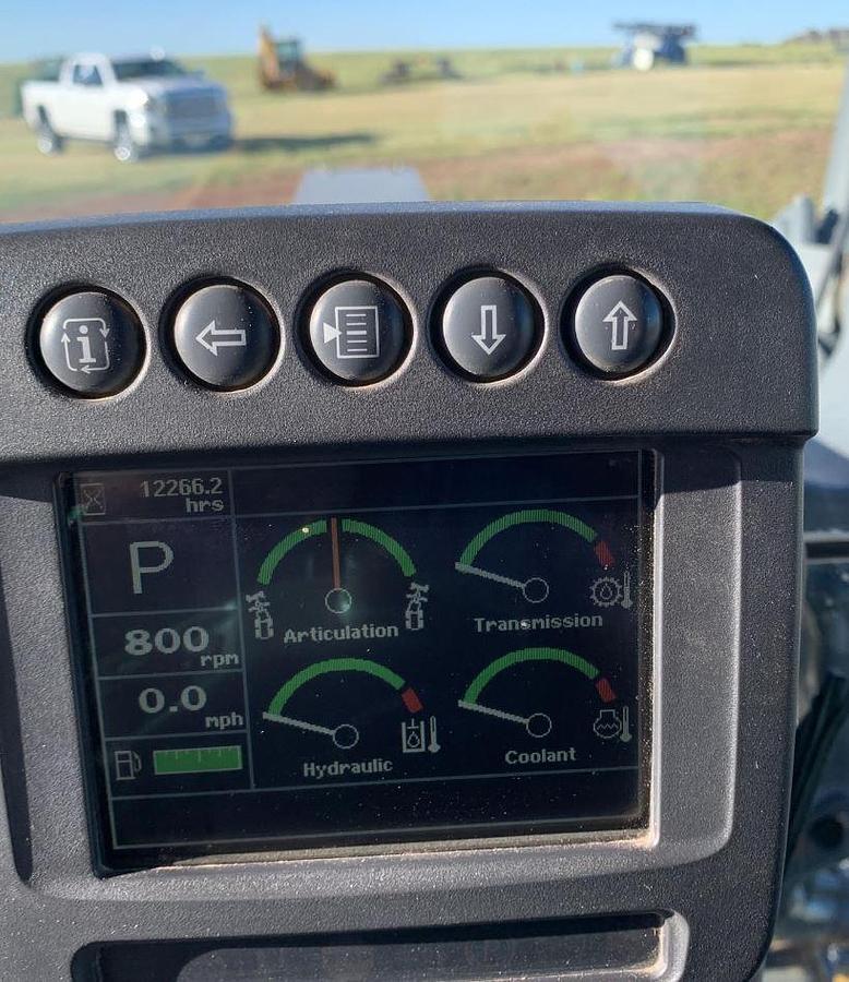 Used 2011 DEERE 672G (Remanufactured 2017)