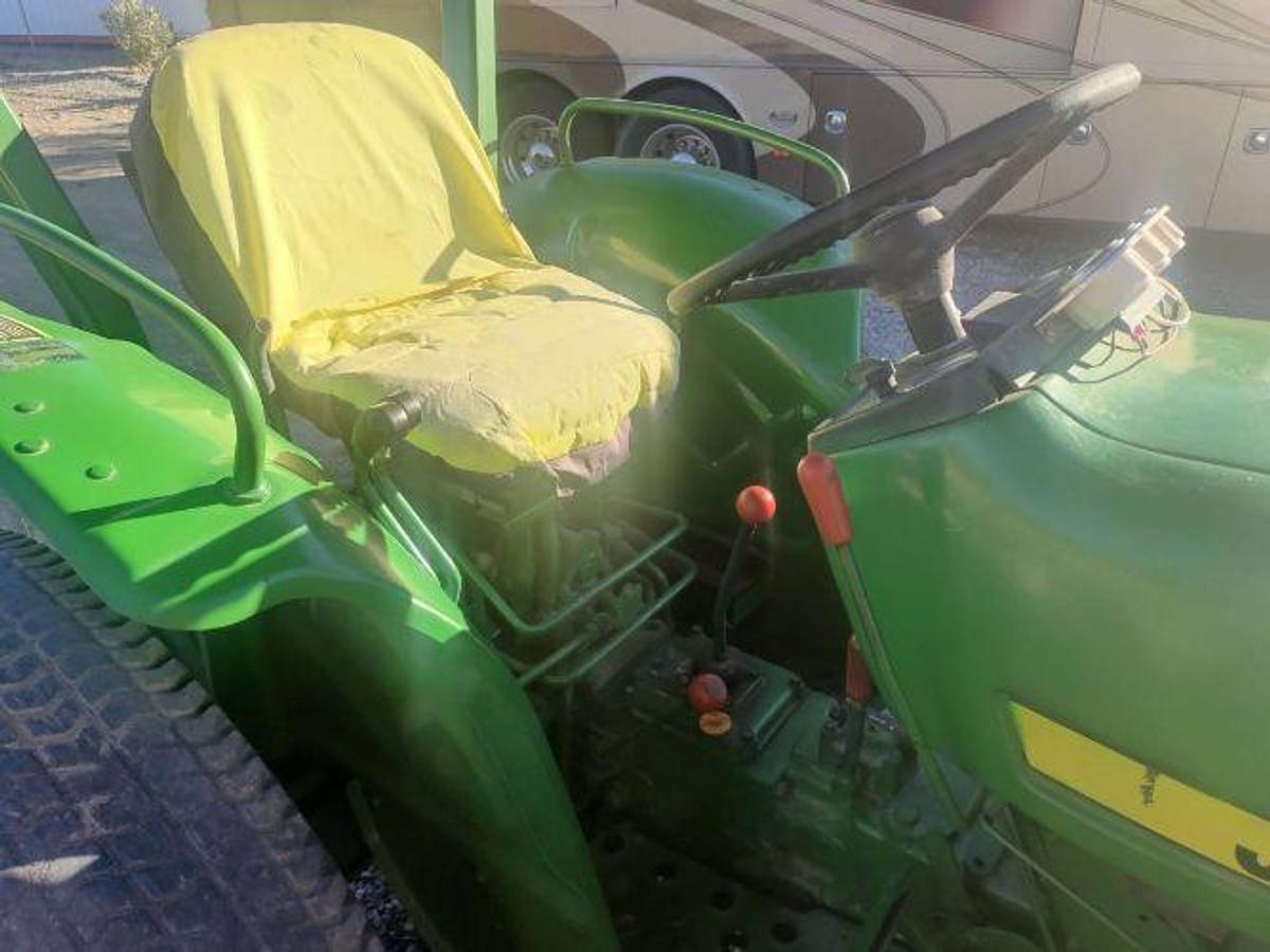 Used 1979 JOHN DEERE 850 Tractor with Front End Loader