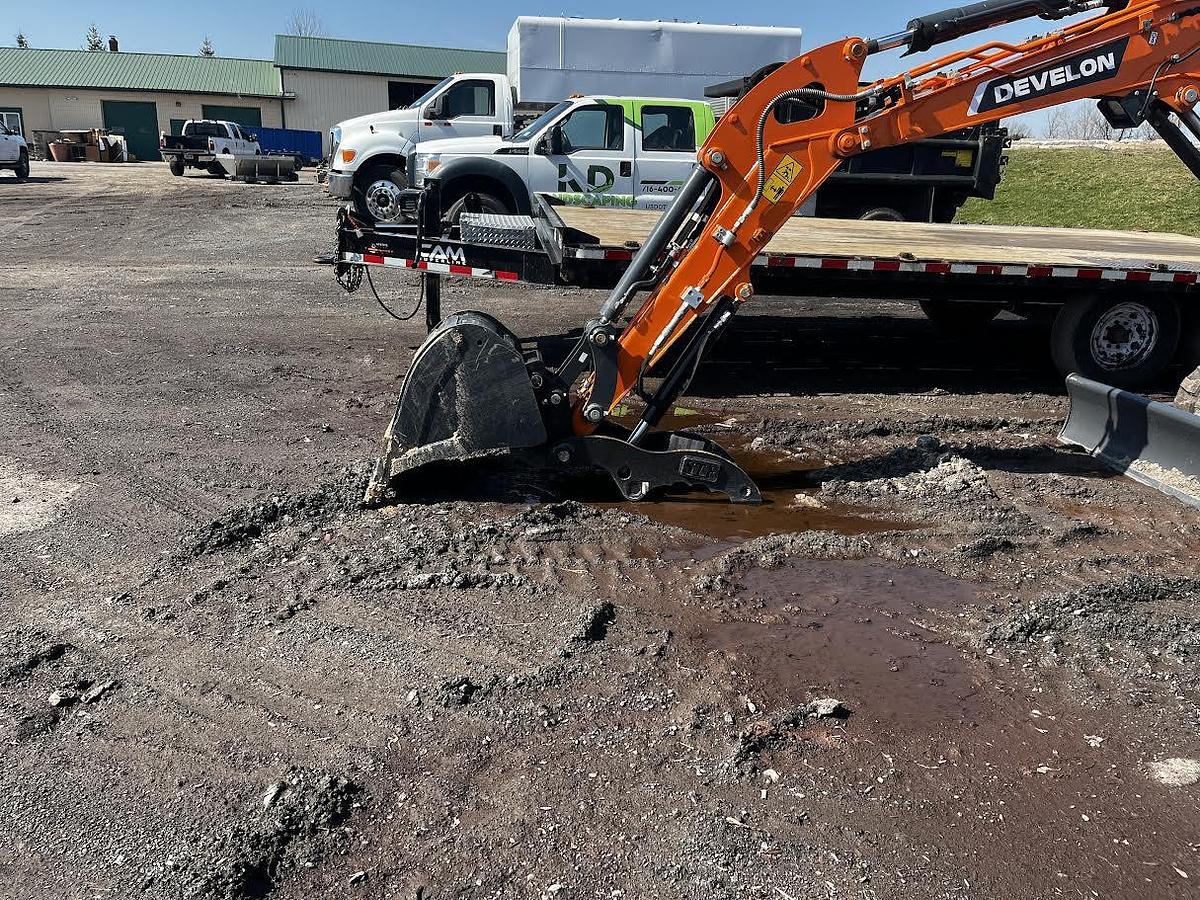 Used 2023 Develon DX42-7 Mini Excavator