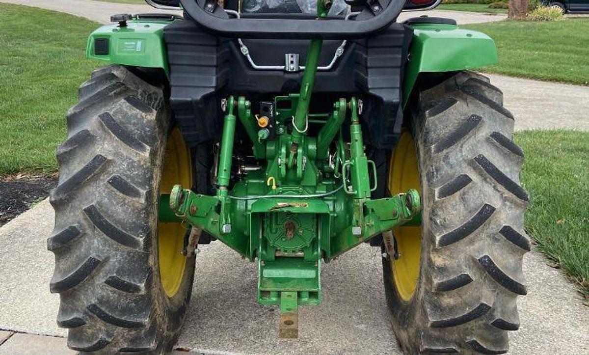 Used 2014 John Deere 4052R