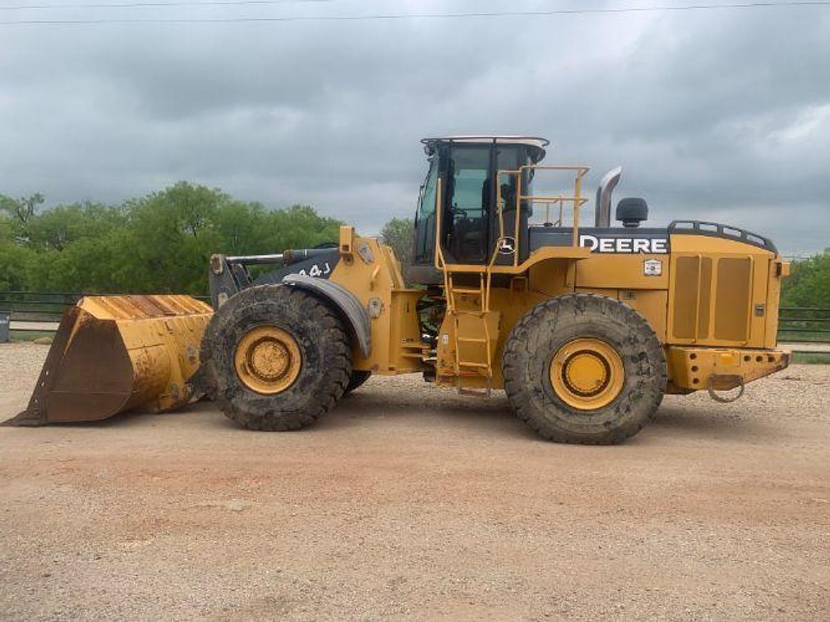 Used 2007 John Deere 844J