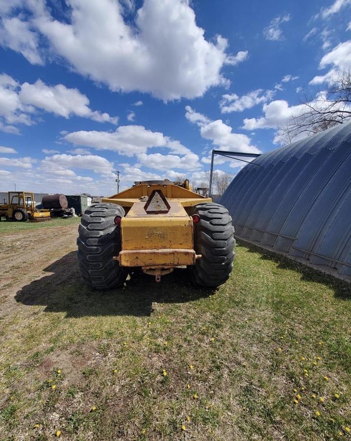 Used John Deere 5010-I Scraper