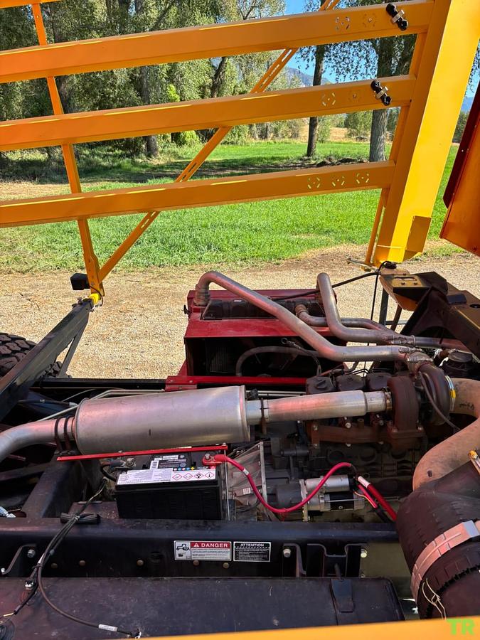 Used 2015 New Holland 9870