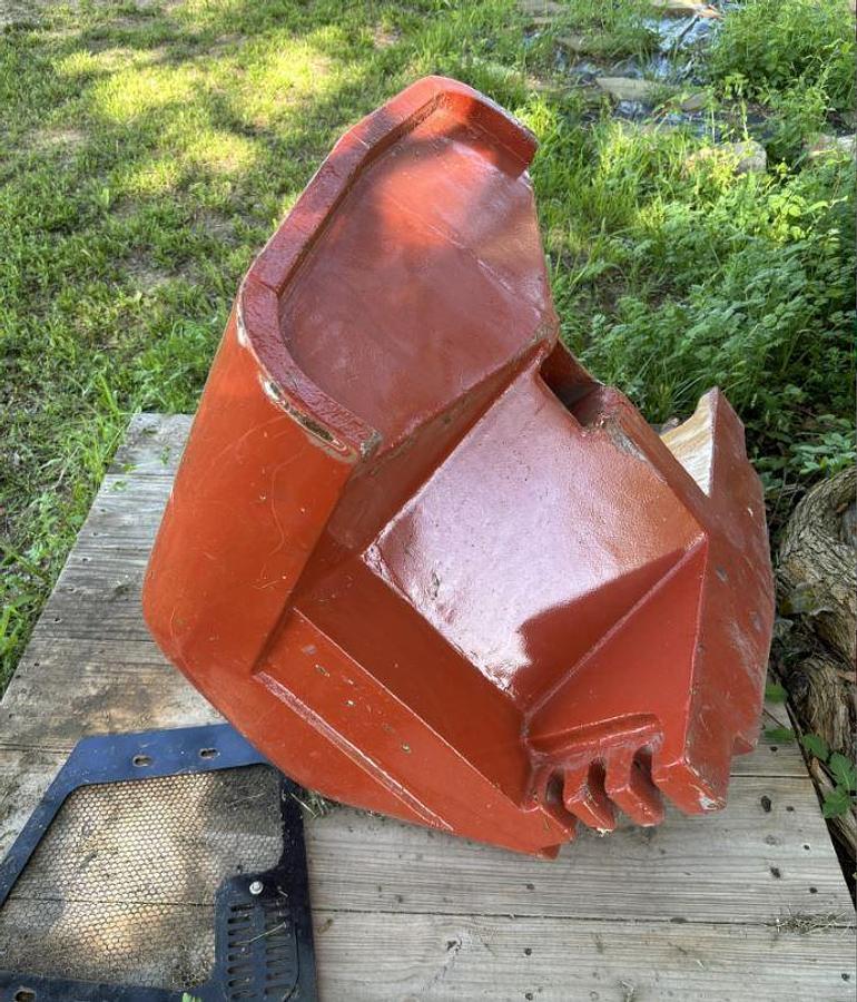 Used 2013 Ditch Witch RT80