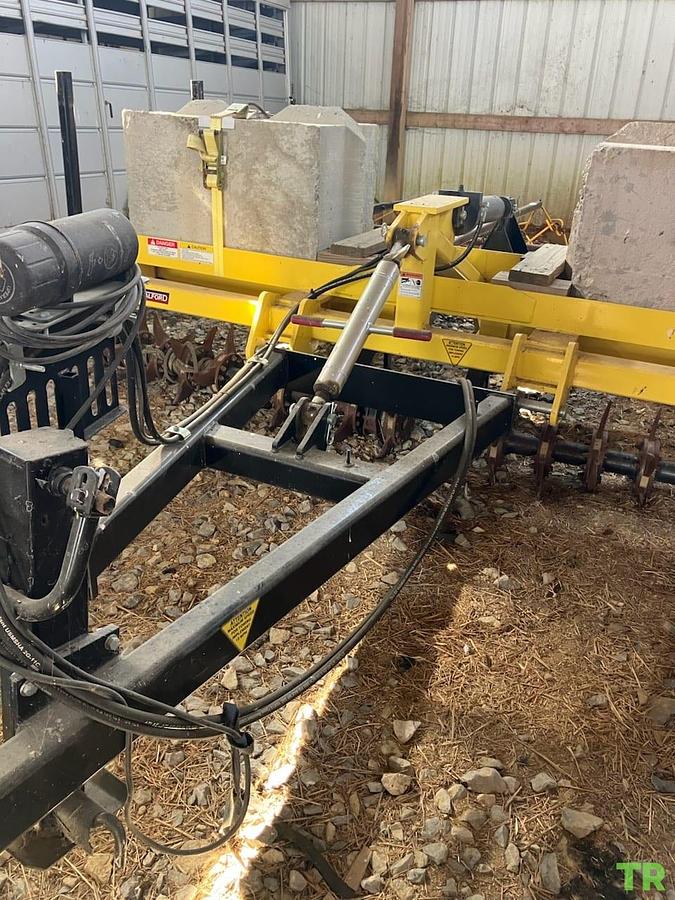 Used 2012 Kuhn Knight 8124 Manure Spreader