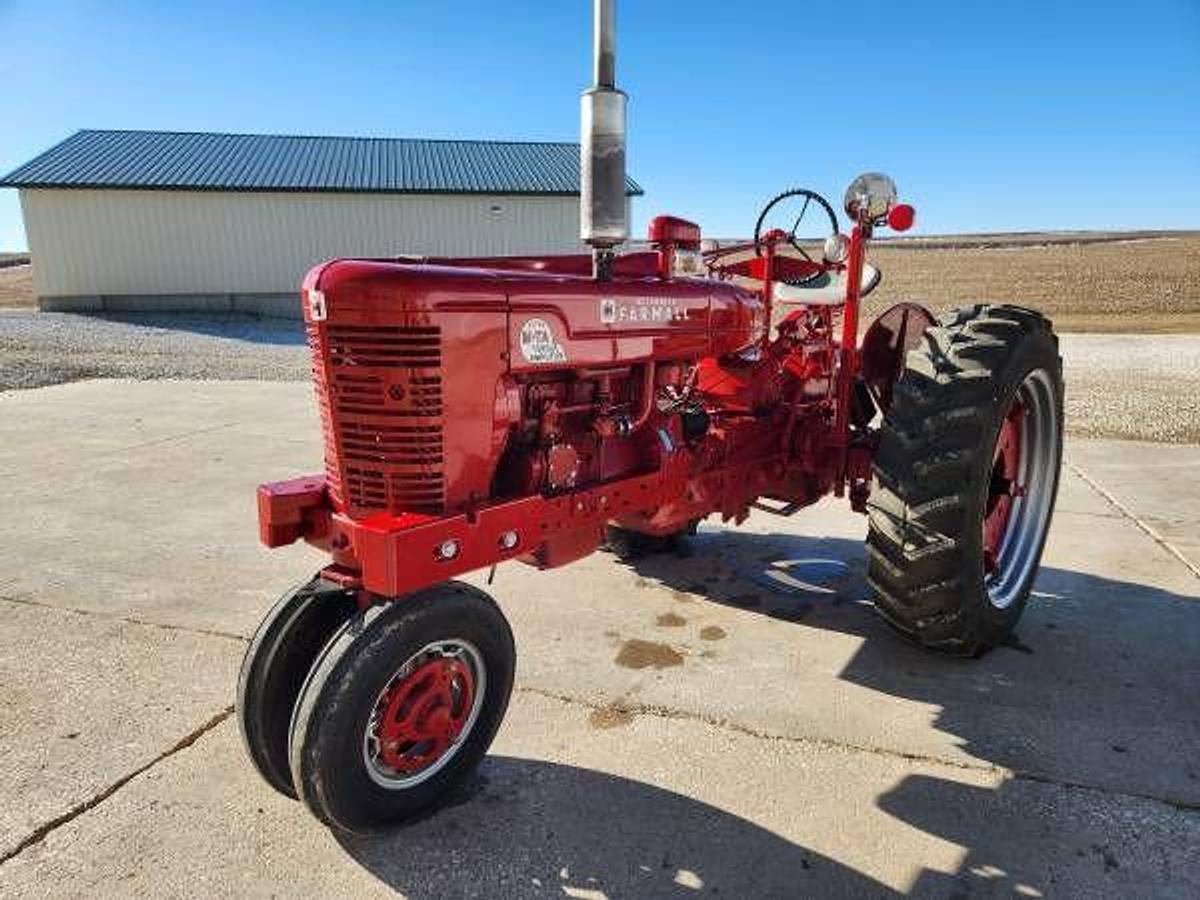 Used Used Farmall Super MTA Tractor