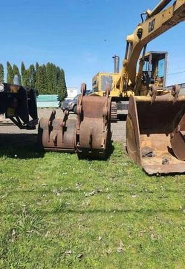 Used 1980 Caterpillar 235