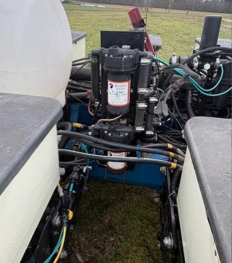 Used 2016 Kinze 3500