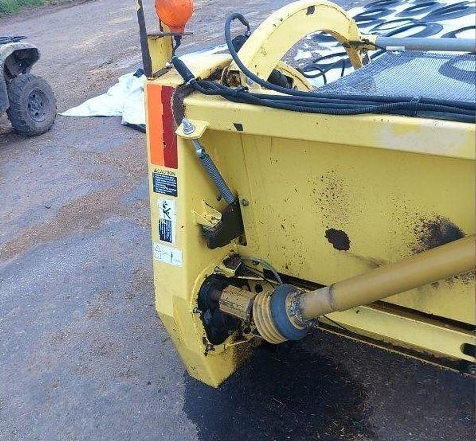 Used John Deere 645C Forage Header