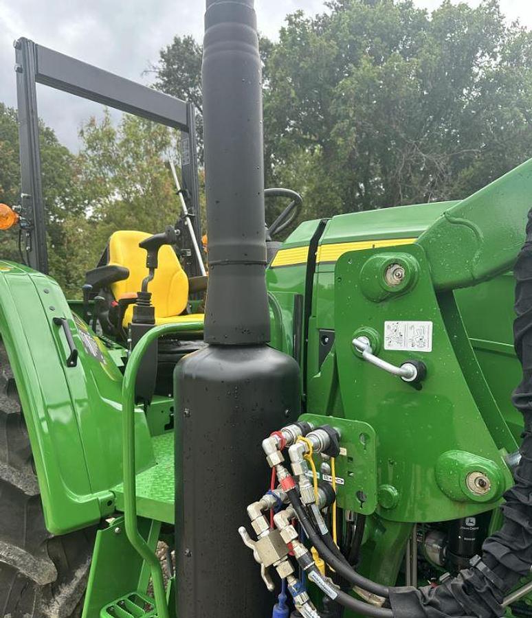Used 2021 JOHN DEERE 6105E
