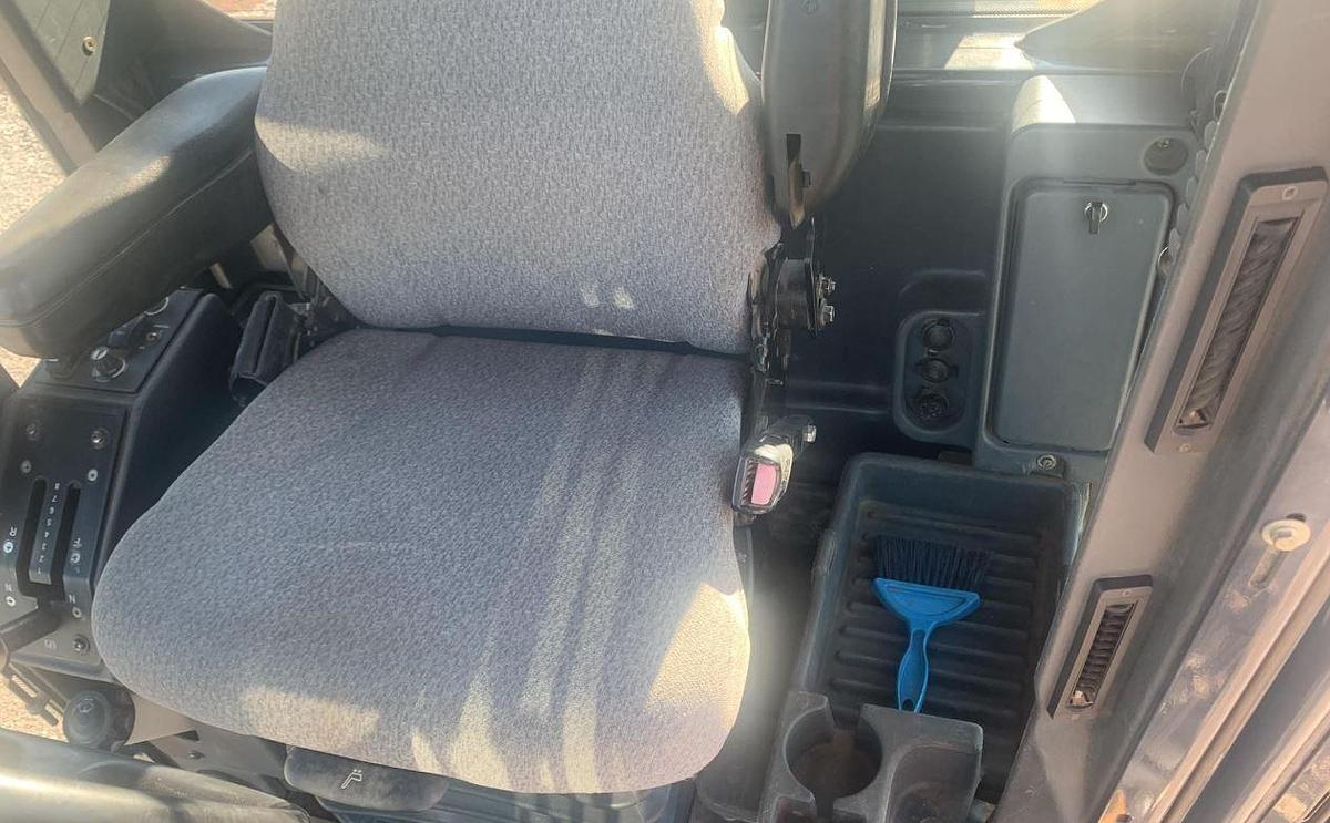 Used 2011 DEERE 672G (Remanufactured 2017)