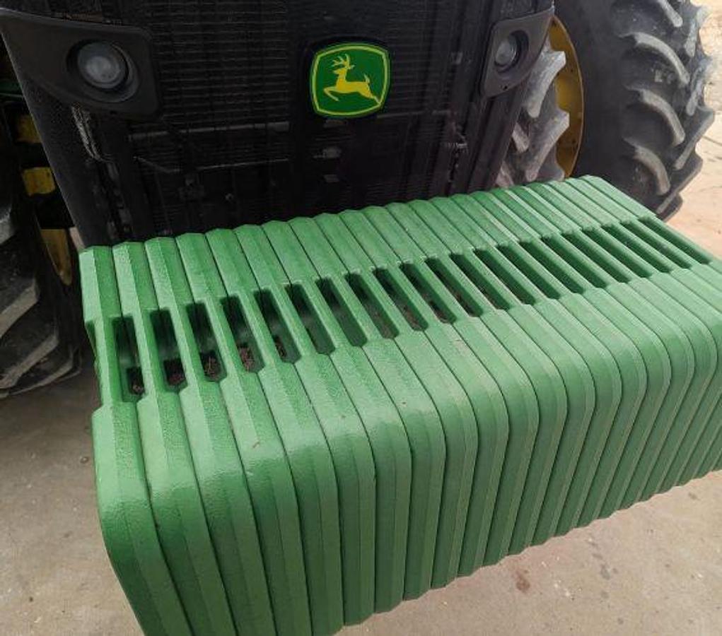 Used 2014 JOHN DEERE 8370R