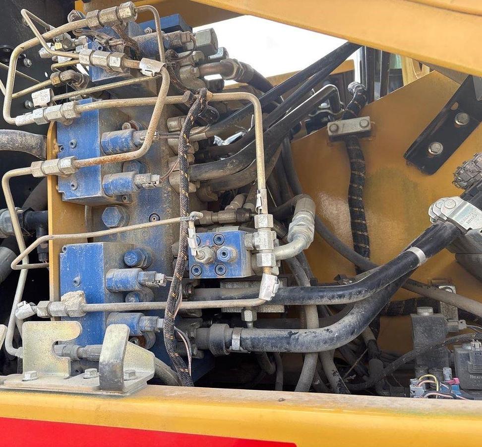 Used 2016 Gradall XL3100 LV