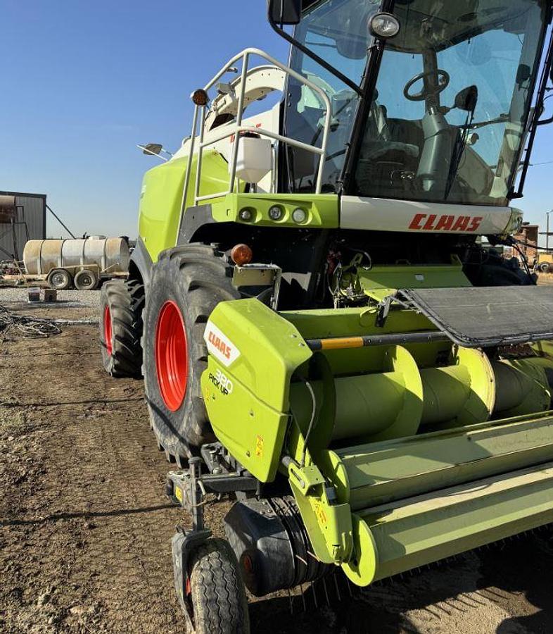 Used 2019 CLAAS JAGUAR 880 Self Propelled Harvester