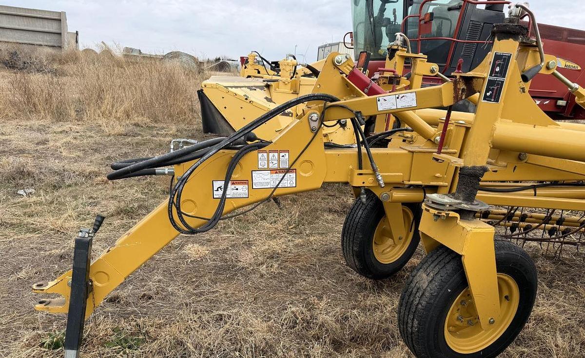Used 2020 Vermeer R2300 Rake