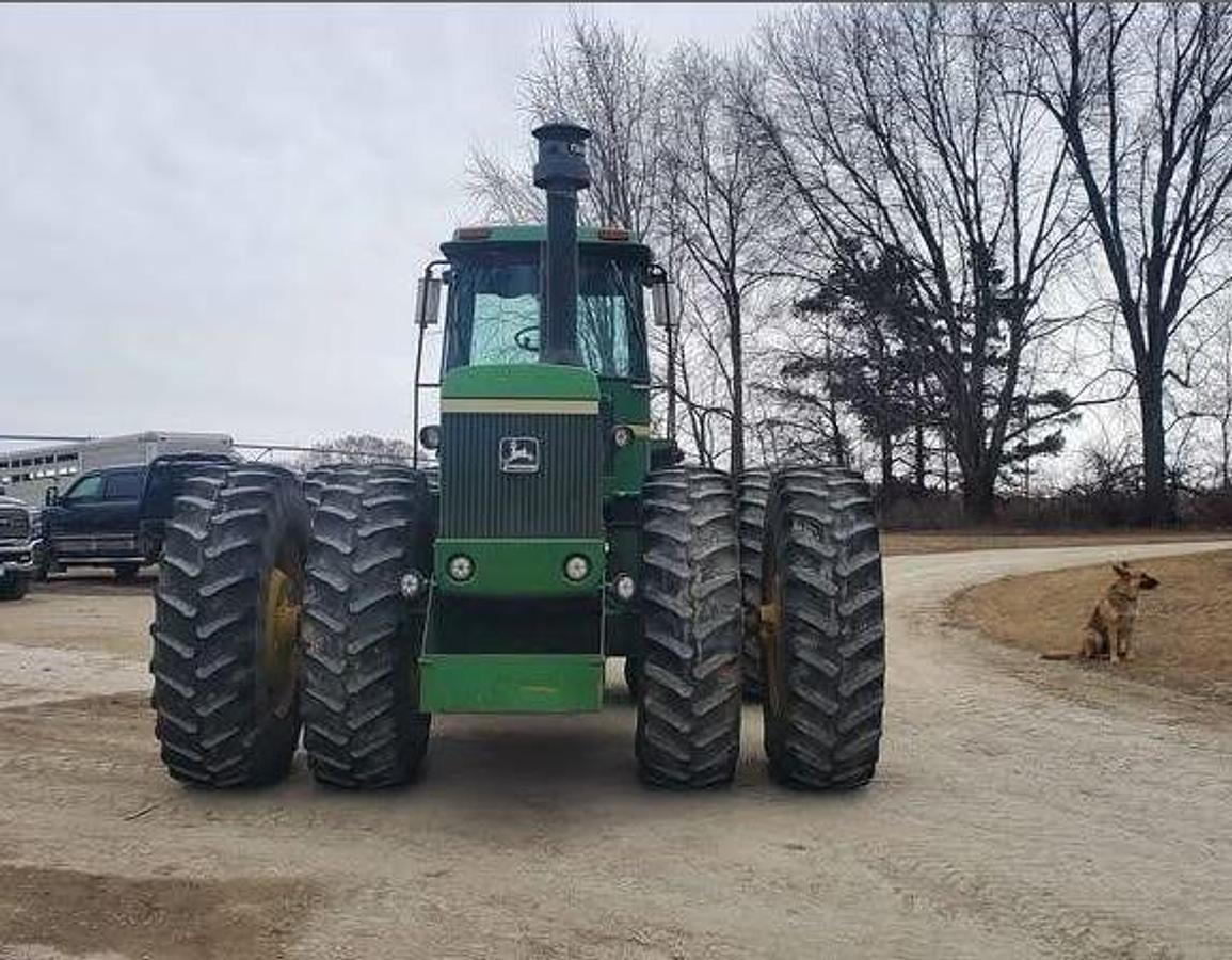 Used 1982 JOHN DEERE 8640