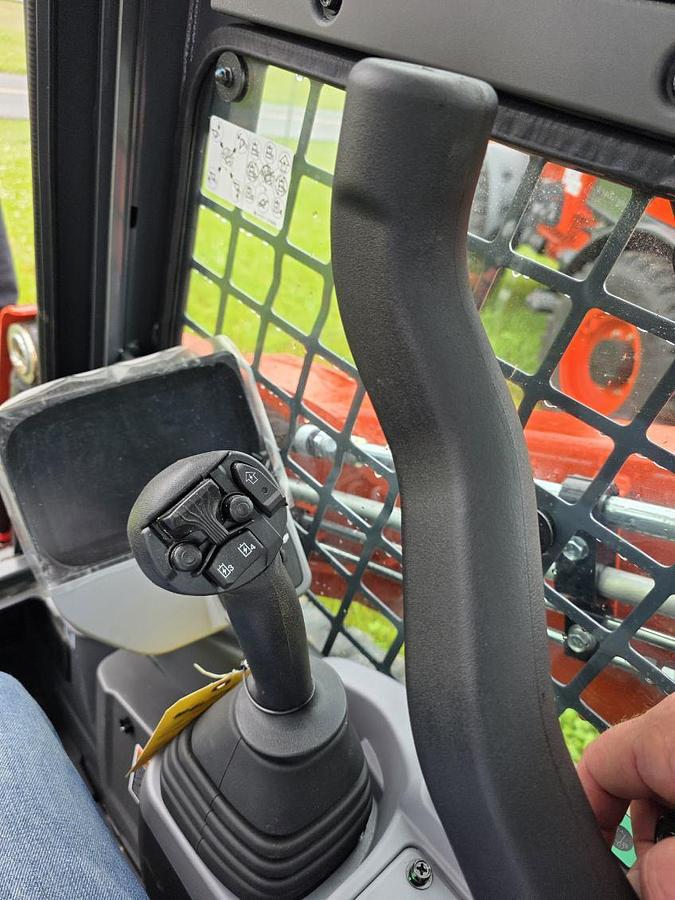 Used 2026 Kubota SVL75-3