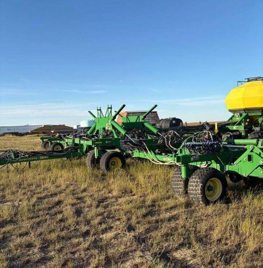 Used 2012 JOHN DEERE 1890 Air Seeder