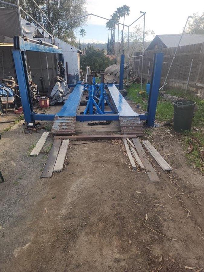 Used 1993 BenPak 4 Post Auto Lift with Front and Back Entensions