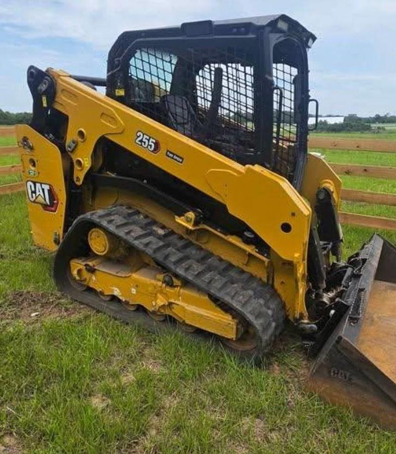 Used 2025 Caterpillar 255 Skid Steer