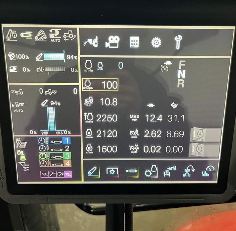 Used 2020 KUBOTA M7-152 Tractor