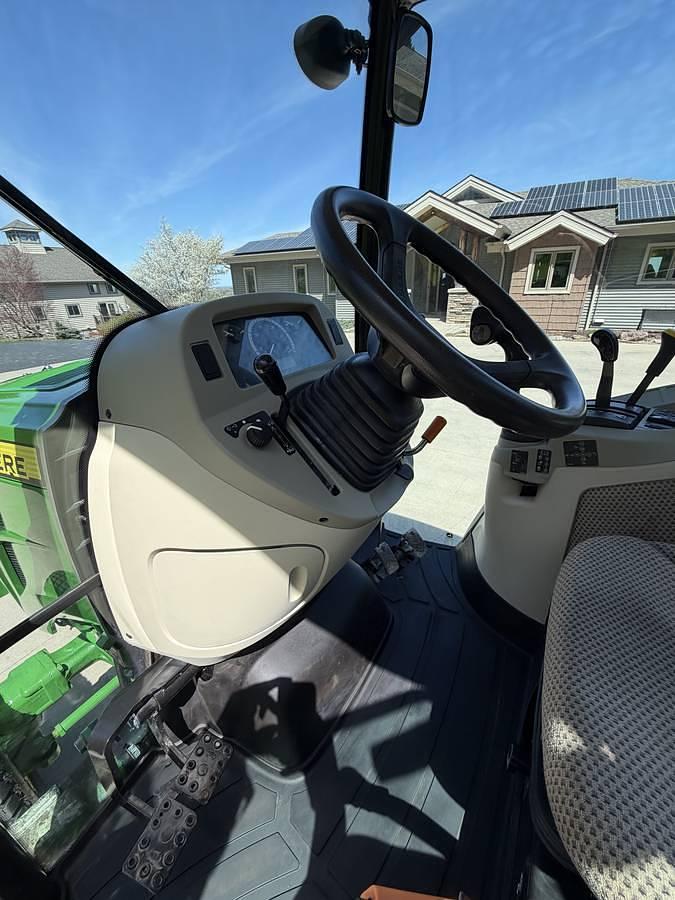 Used 2019 John Deere 3046R
