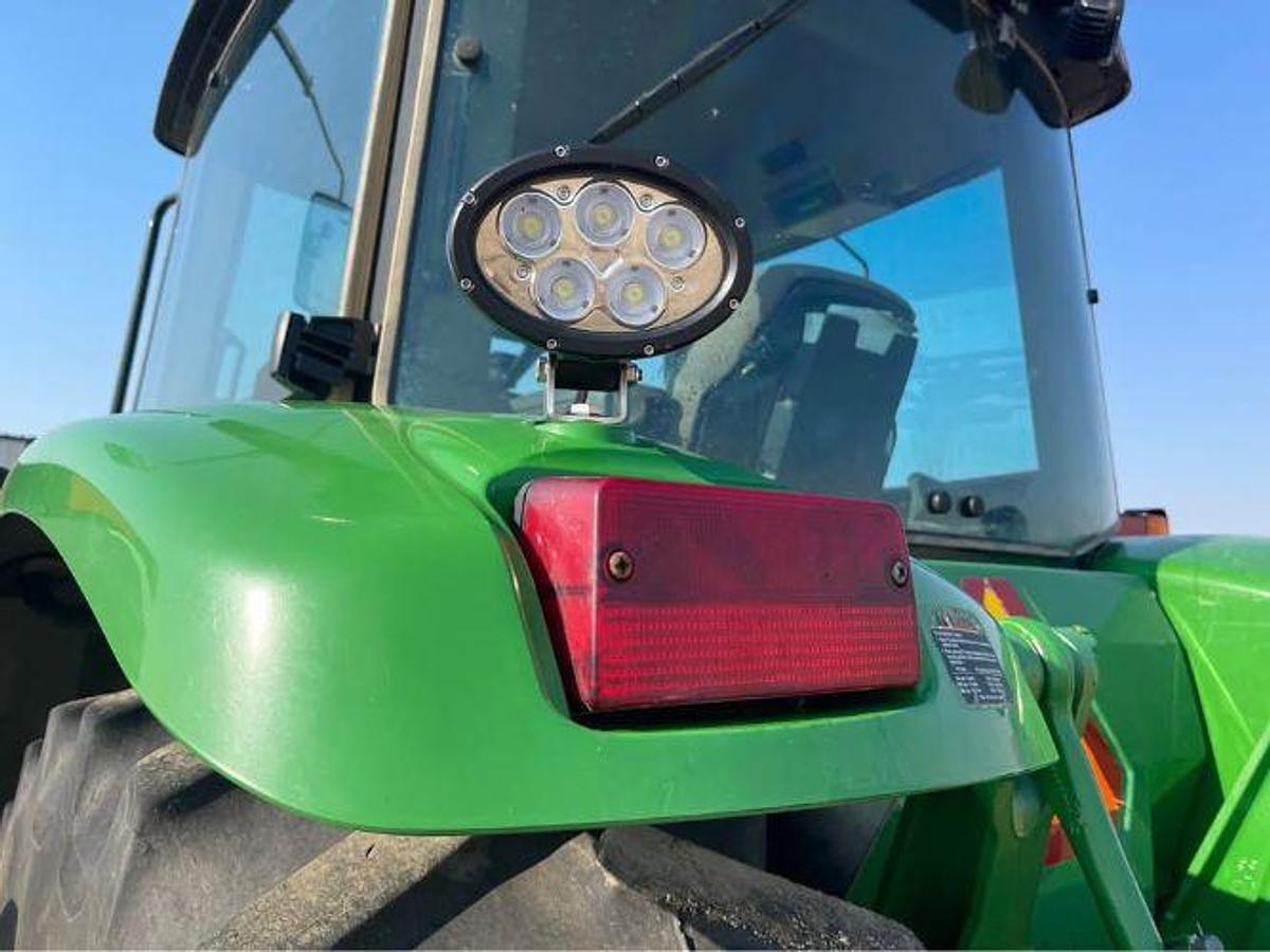 Used 2003 JOHN DEERE 8120