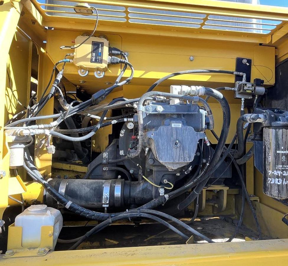 Used 2014 KOMATSU PC360LC-10