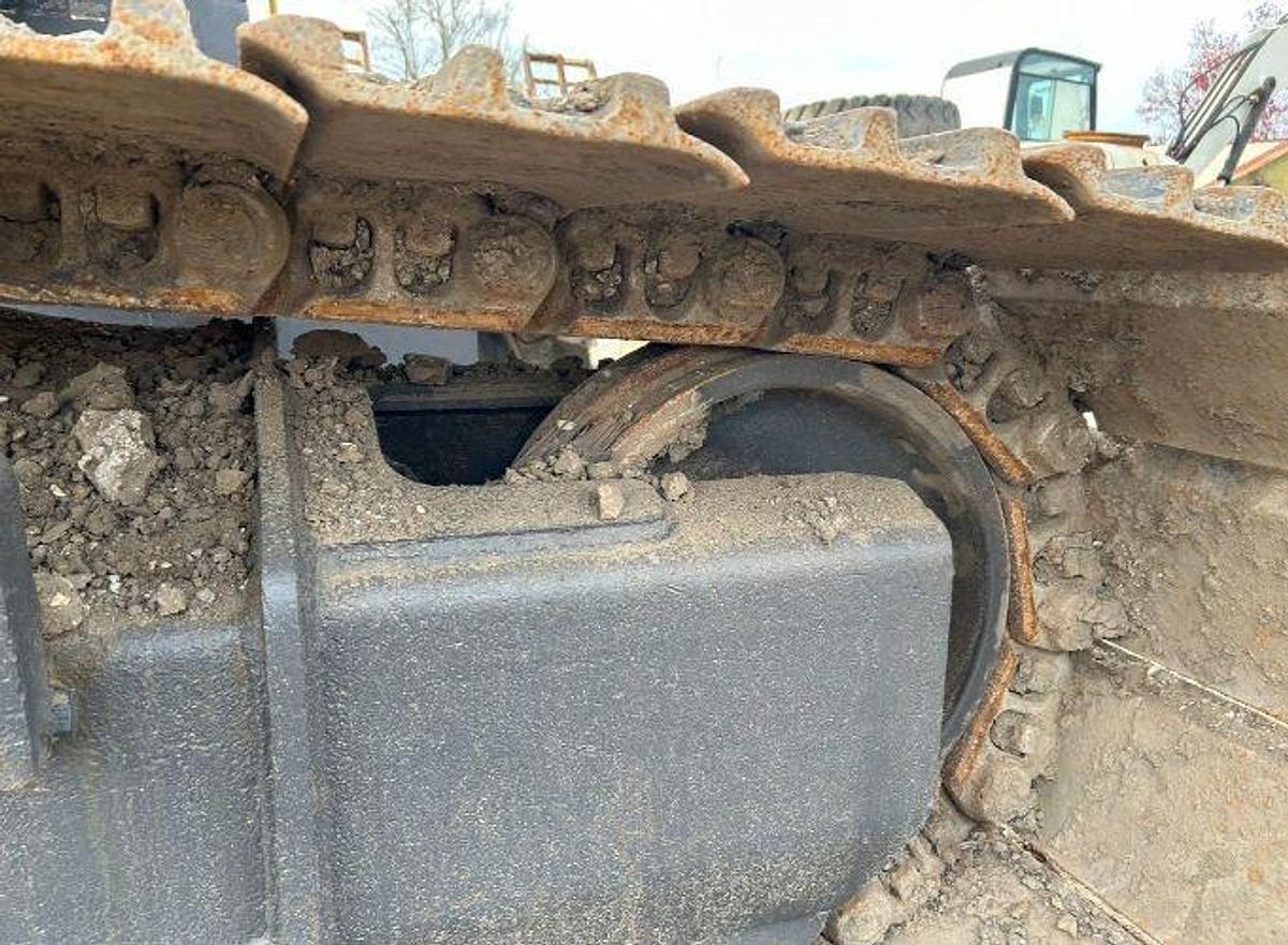 Used 2015 Volvo EC160E