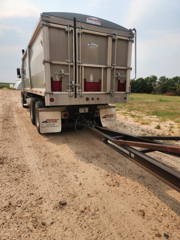 Used Peterbilt Daycab