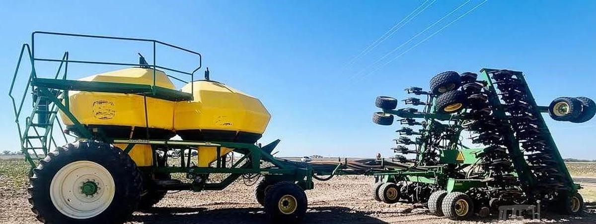Used 2007 John Deere 1890 Air Seeder