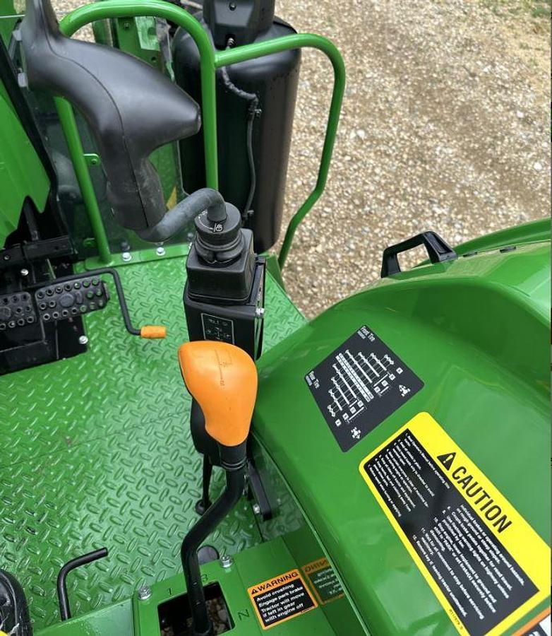 Used 2021 JOHN DEERE 6105E