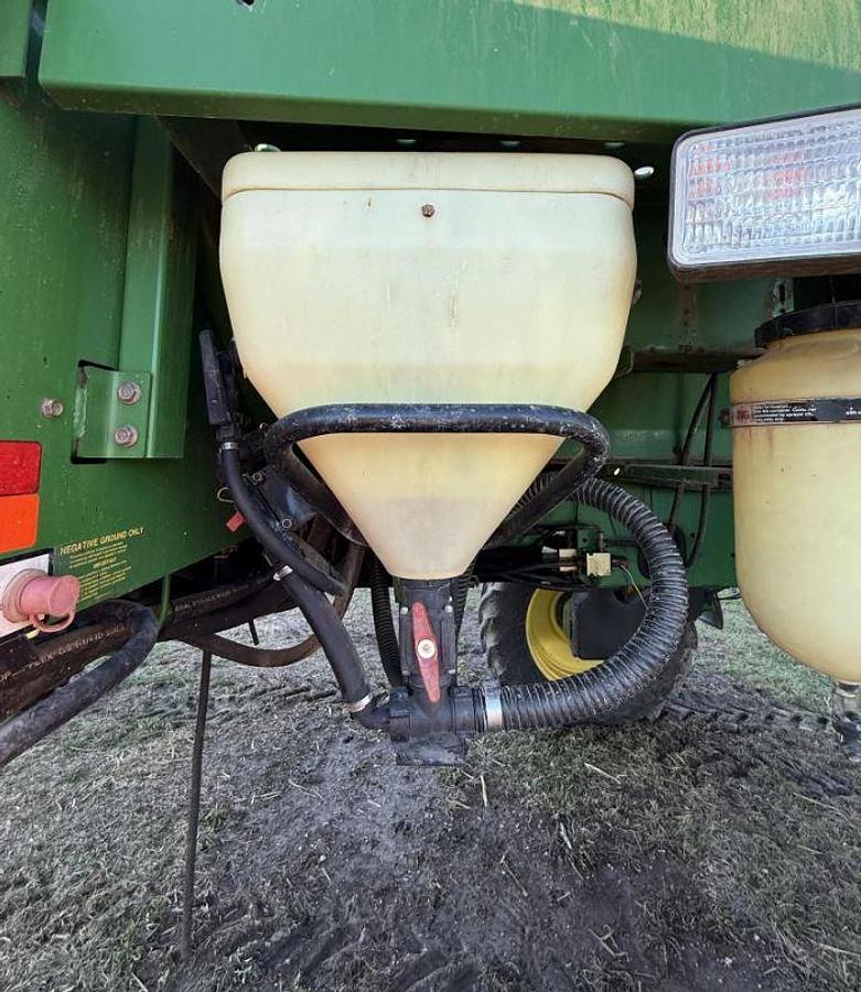 Used 2000 John Deere 4700