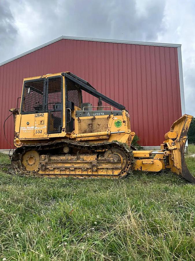 Used 2001 Dressta TD8H Dozer