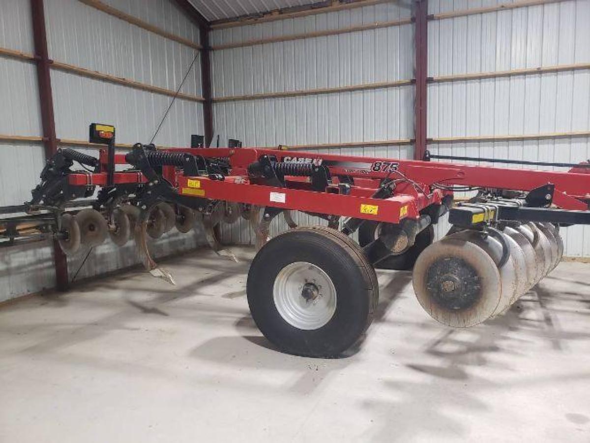 Used 2022 CASE IH 875 Tillage Ripper